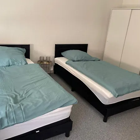 3 Personen Barleben
